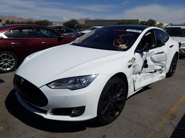 Tesla Model S 2014
