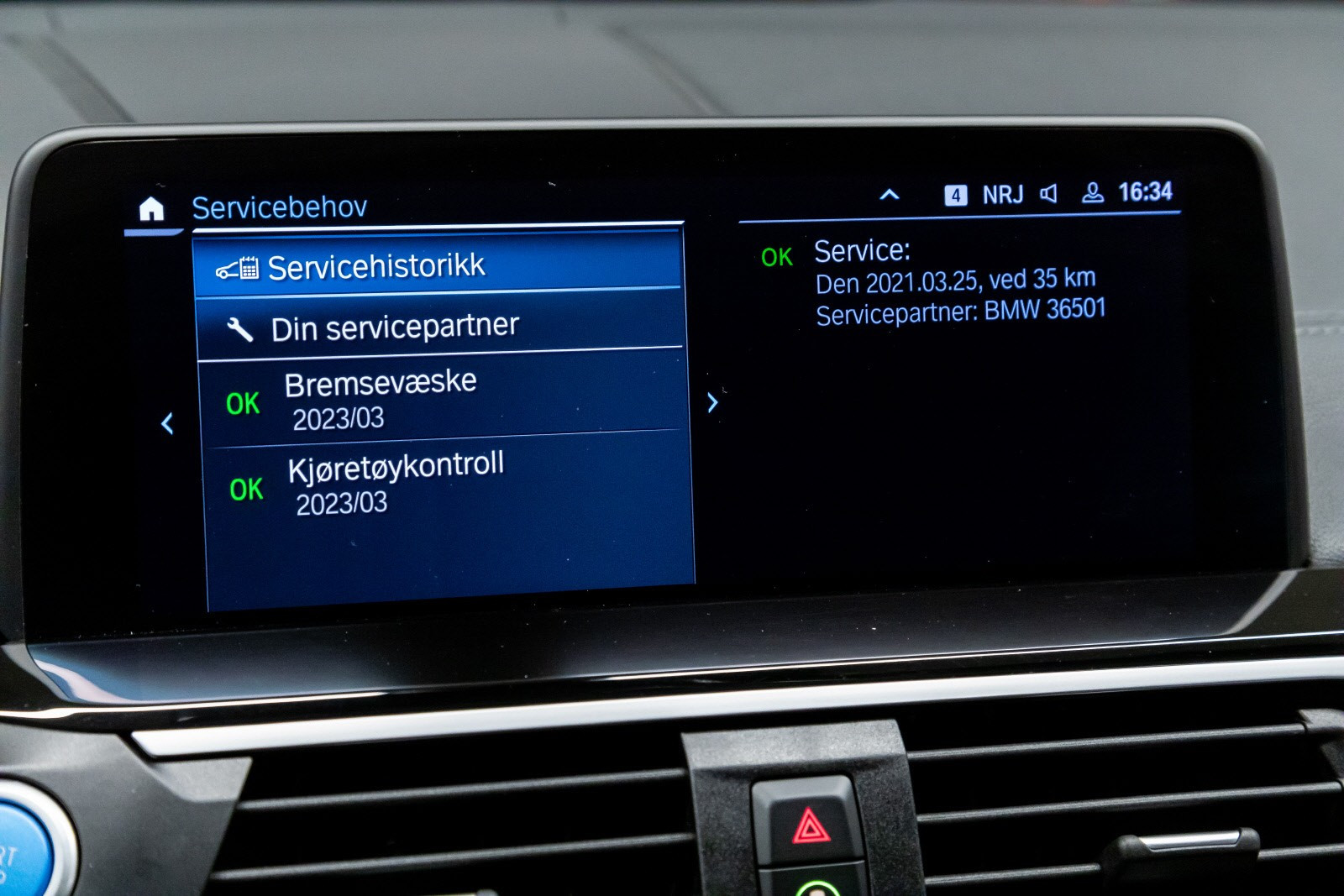 BMW iX3