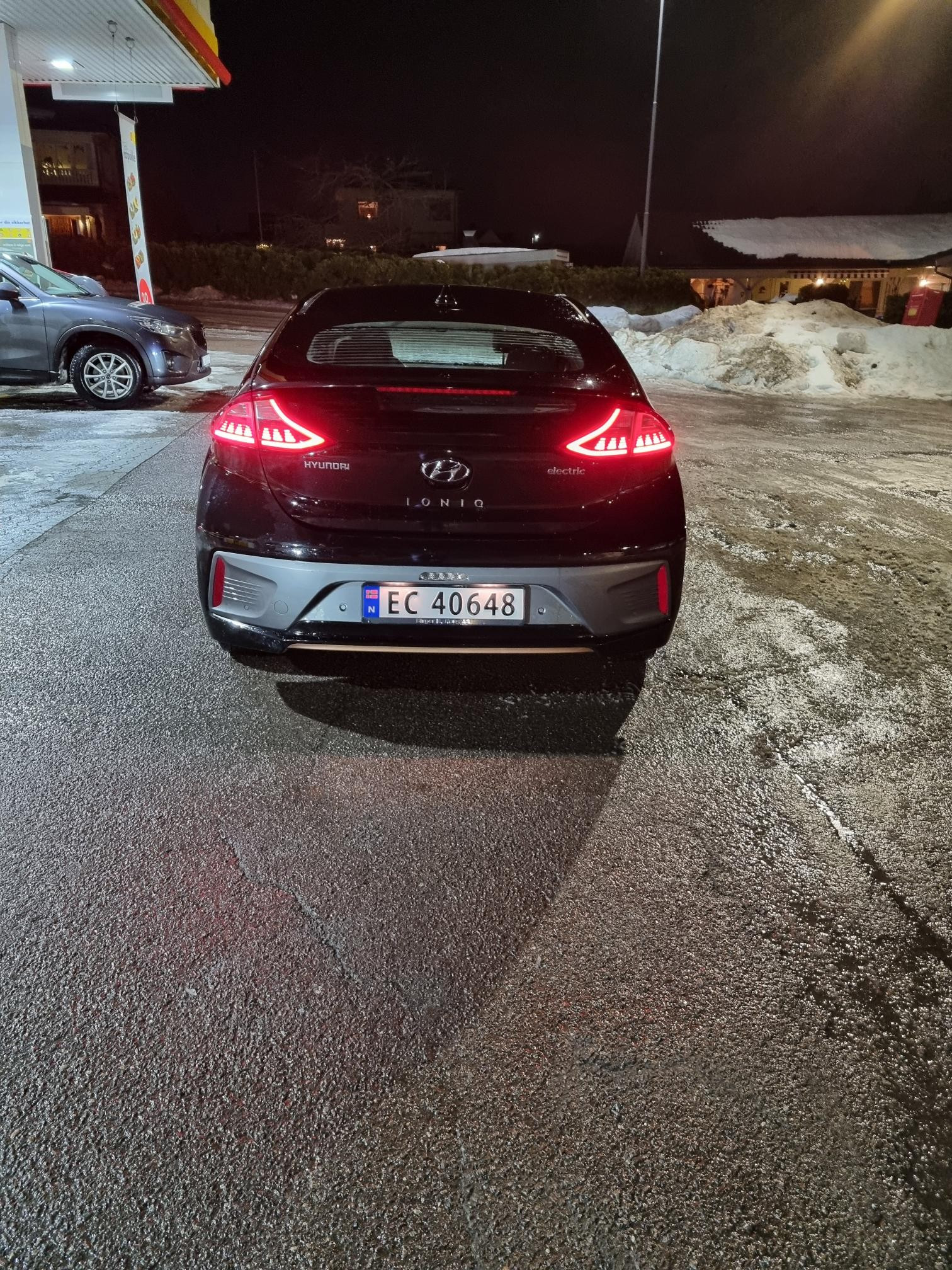 Hyundai IONIQ