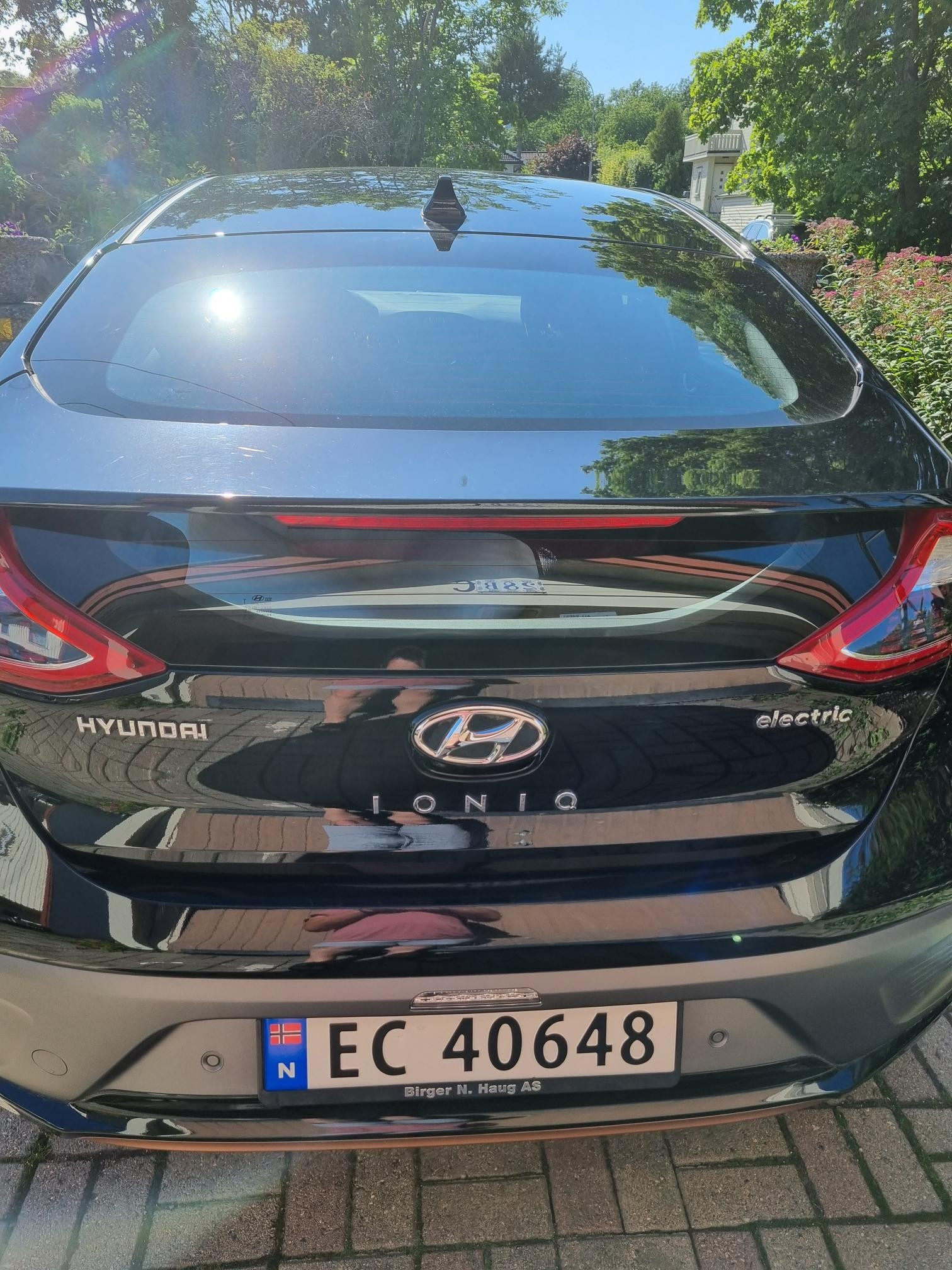 Hyundai IONIQ