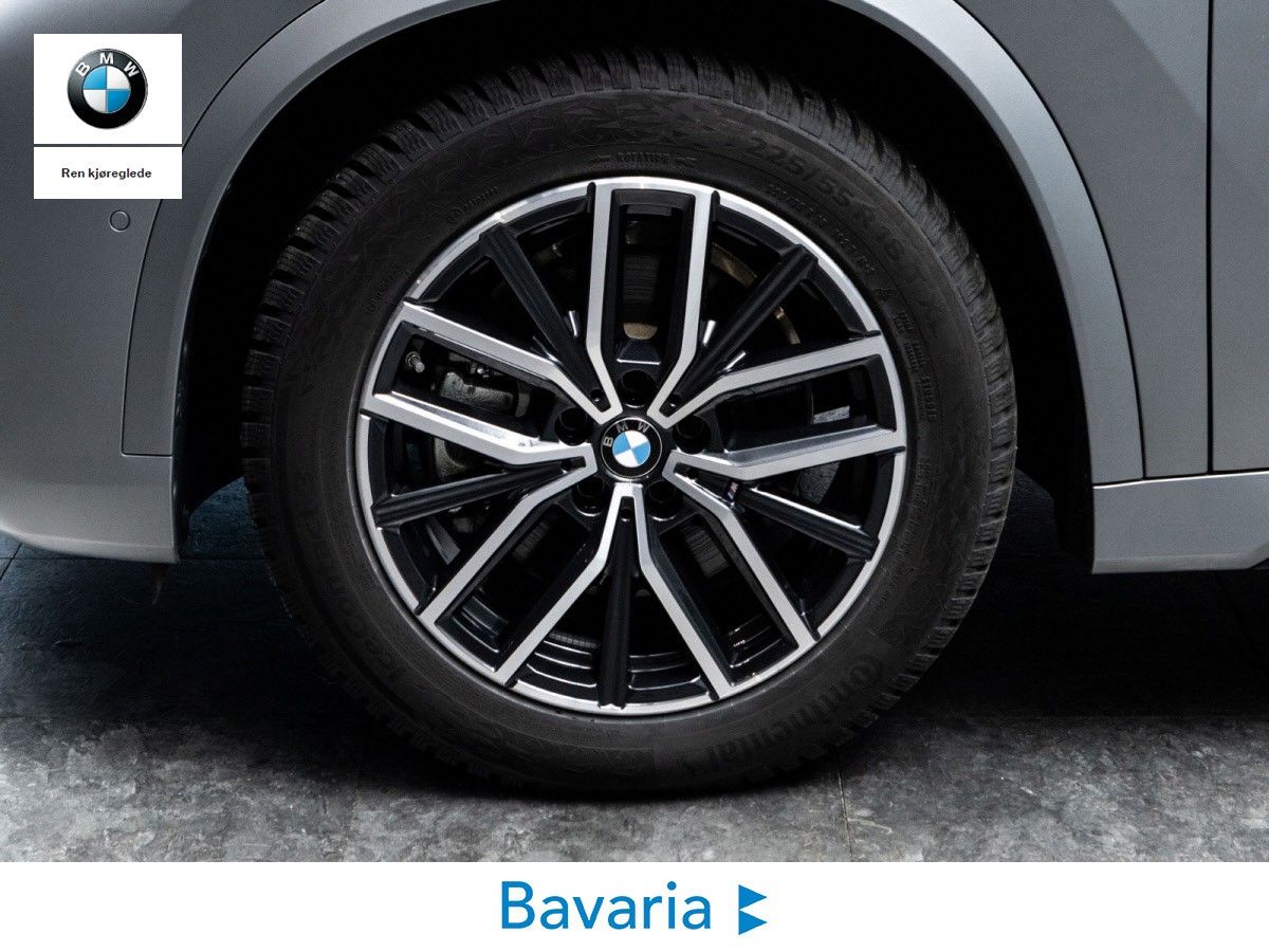 BMW iX1