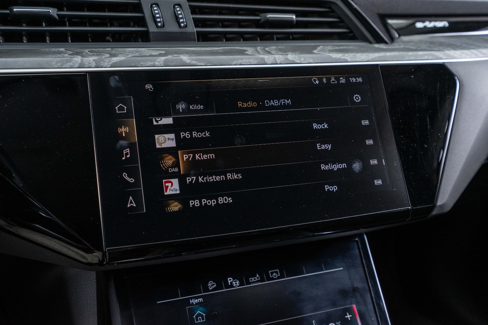 Audi e-tron