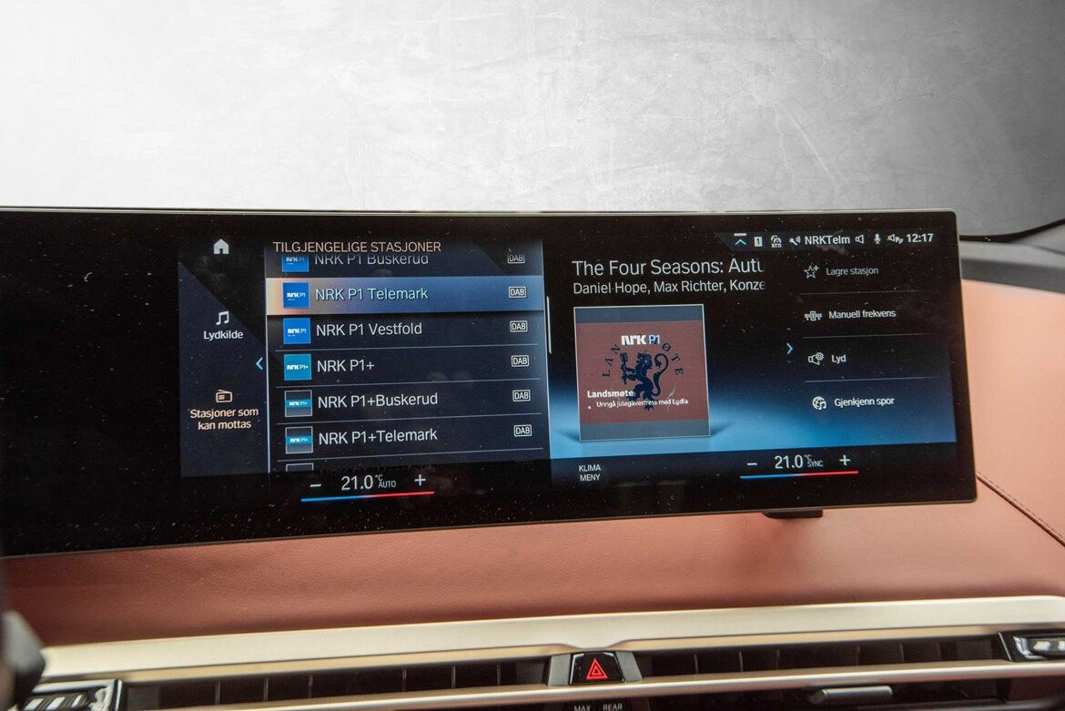BMW iX xDrive 50