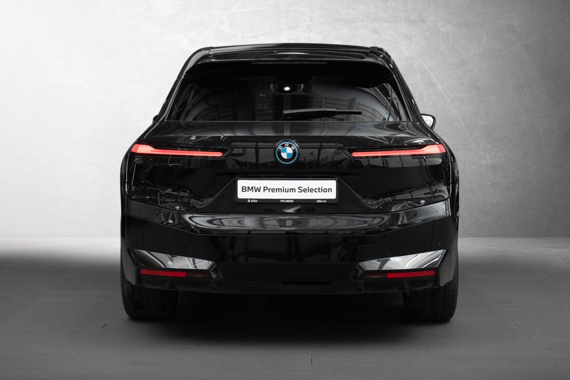 BMW iX xDrive 50