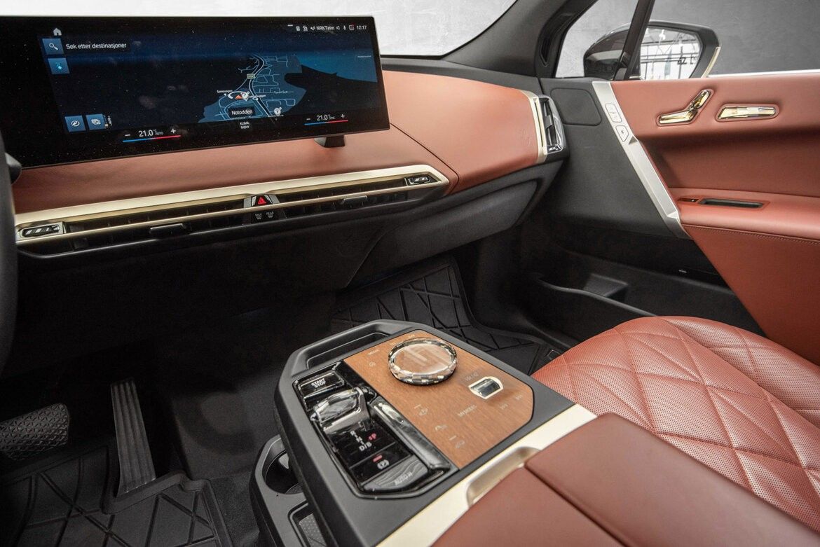 BMW iX xDrive 50