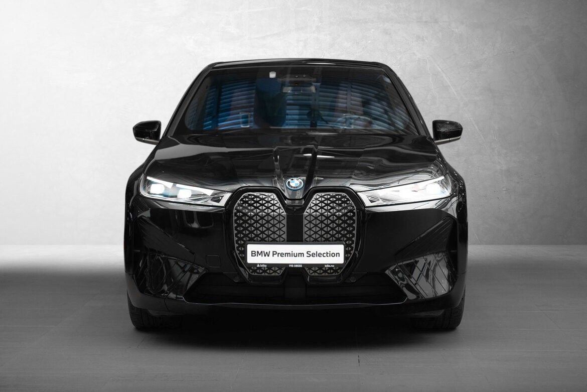 BMW iX xDrive 50