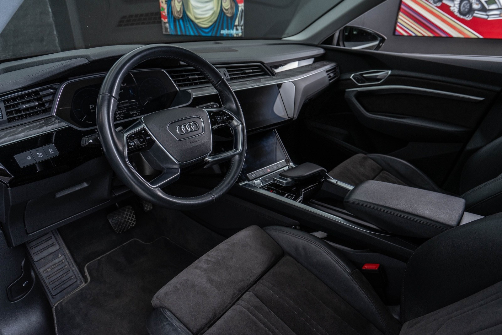 Audi e-tron