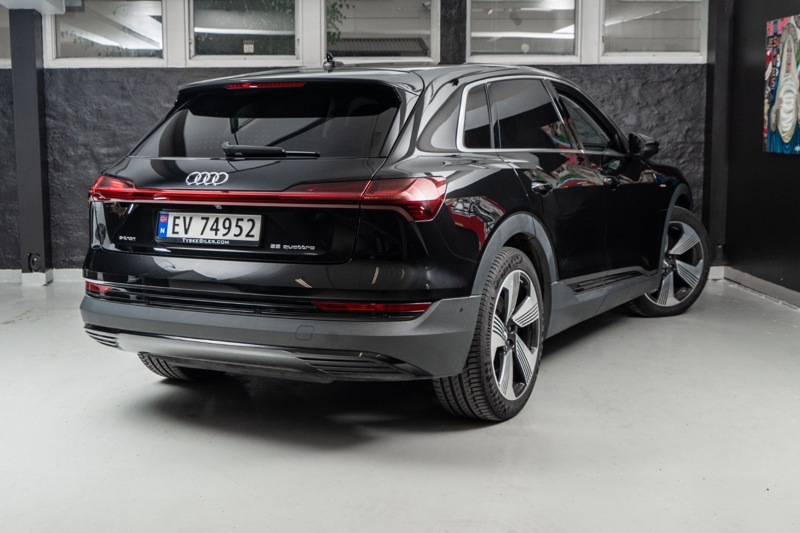 Audi e-tron