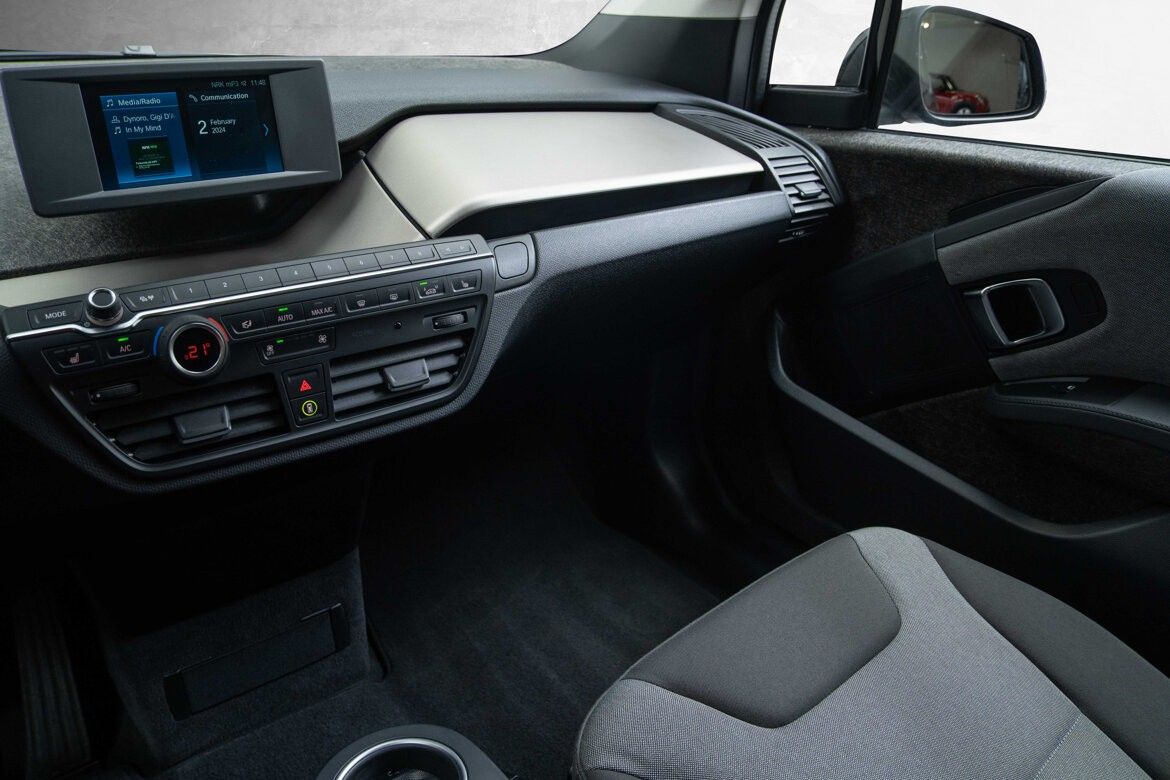 BMW i3