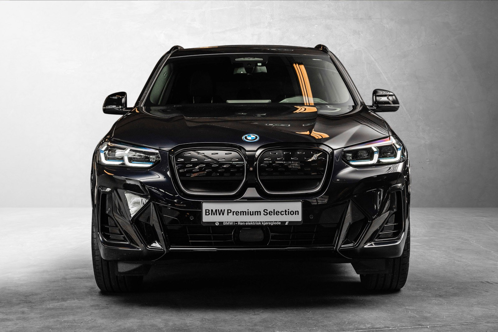 BMW iX3