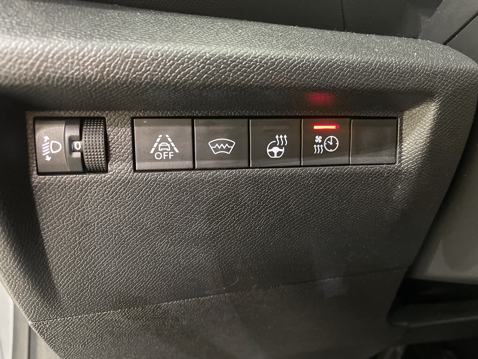 Citroen E-C4