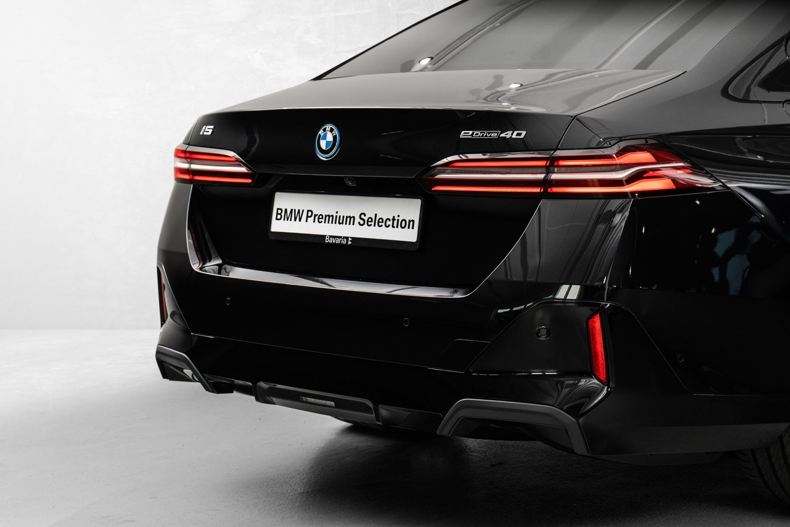 BMW i5