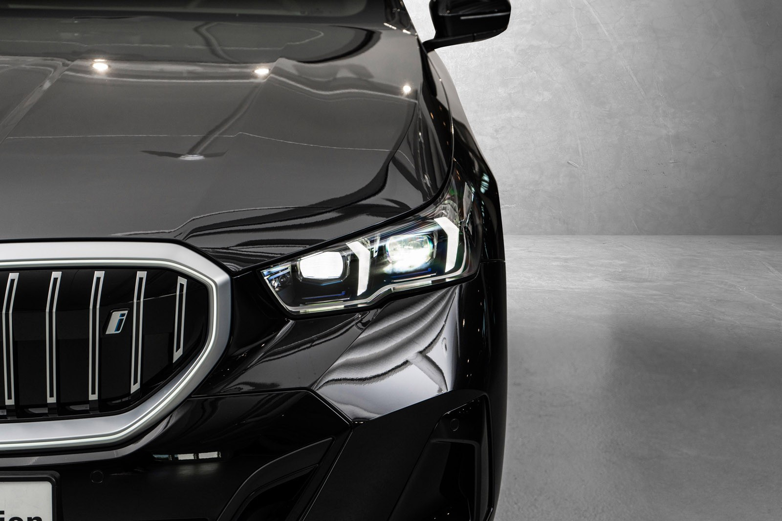 BMW i5