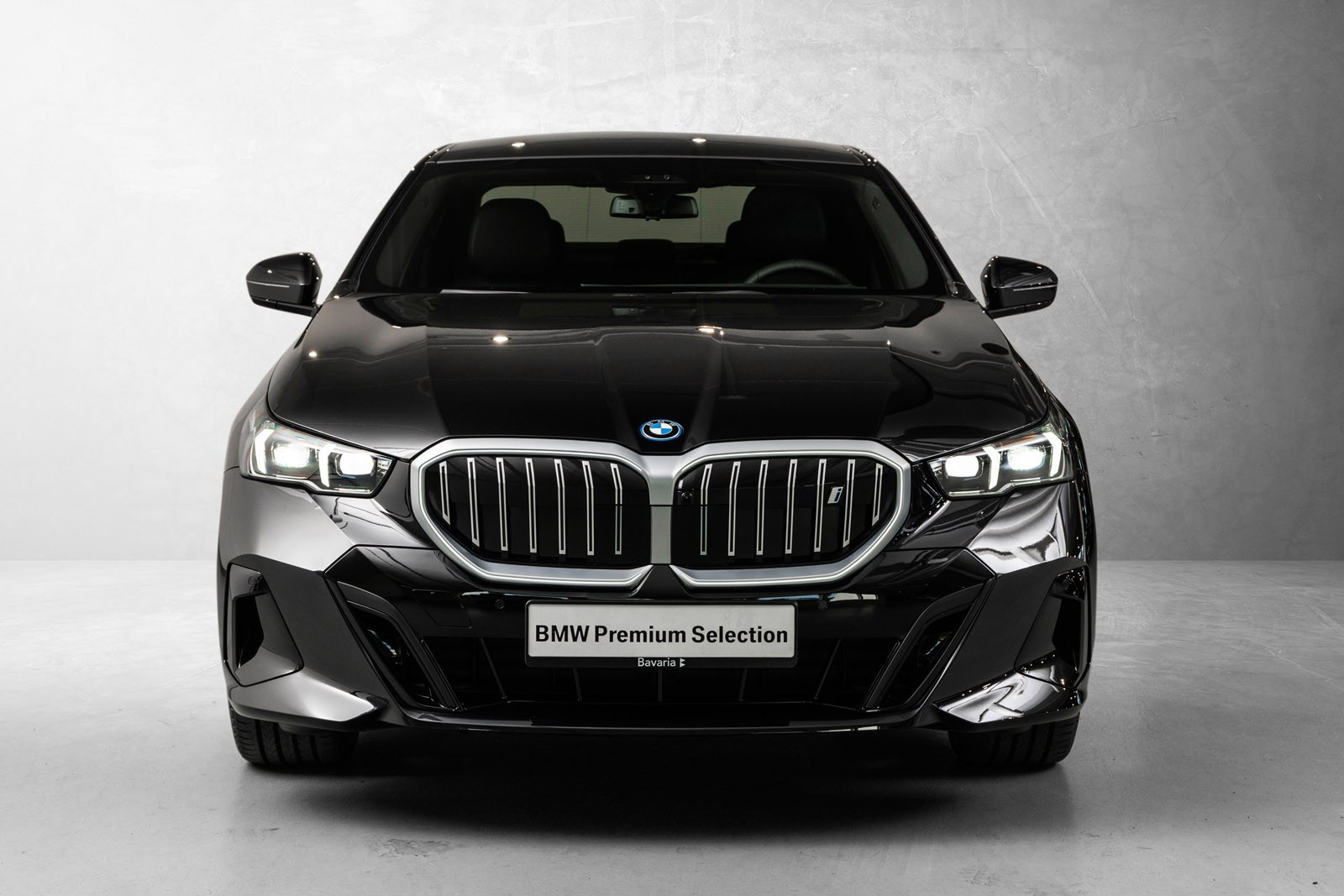 BMW i5