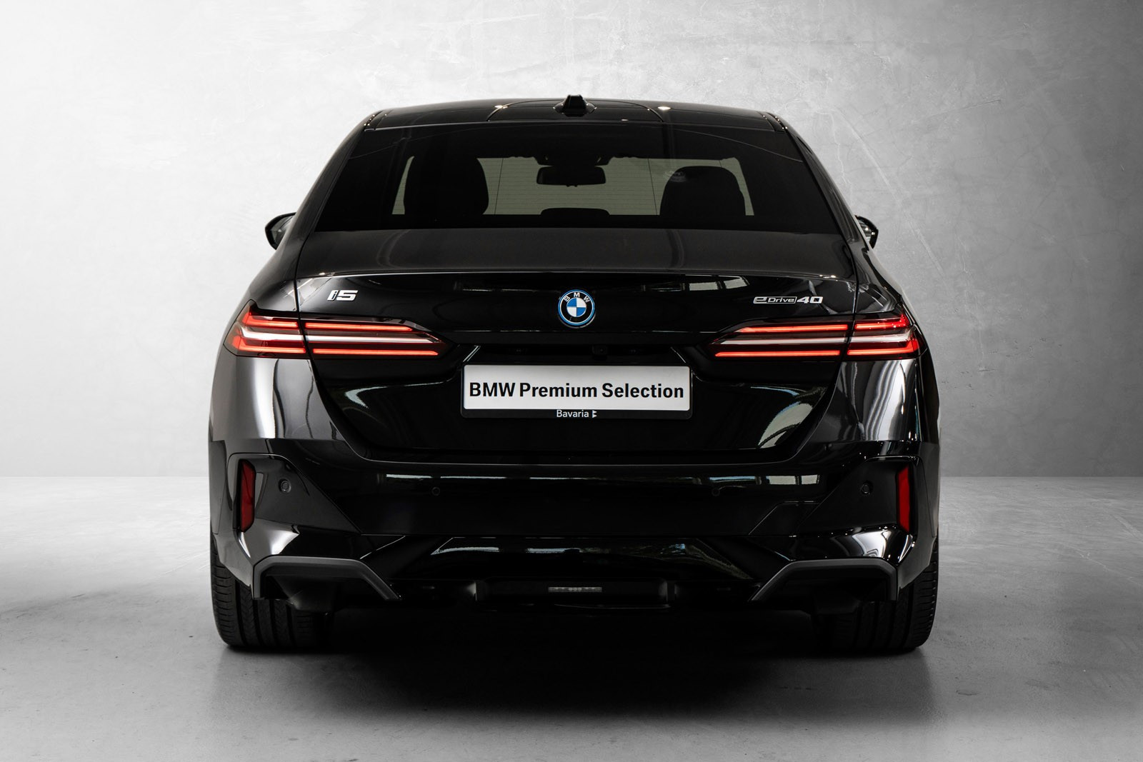 BMW i5