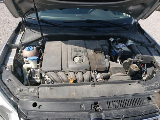 Volkswagen Passat S 2013