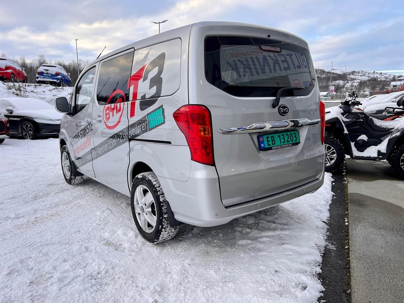 BYD T3