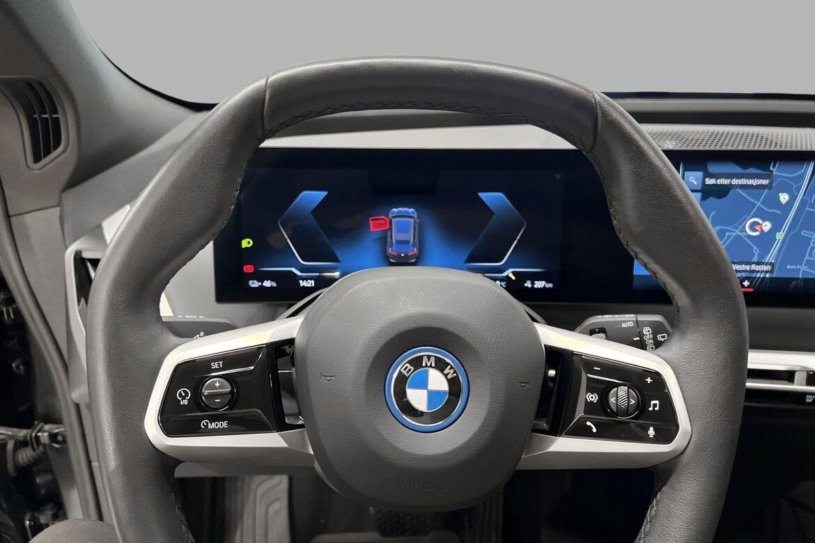 BMW iX M60