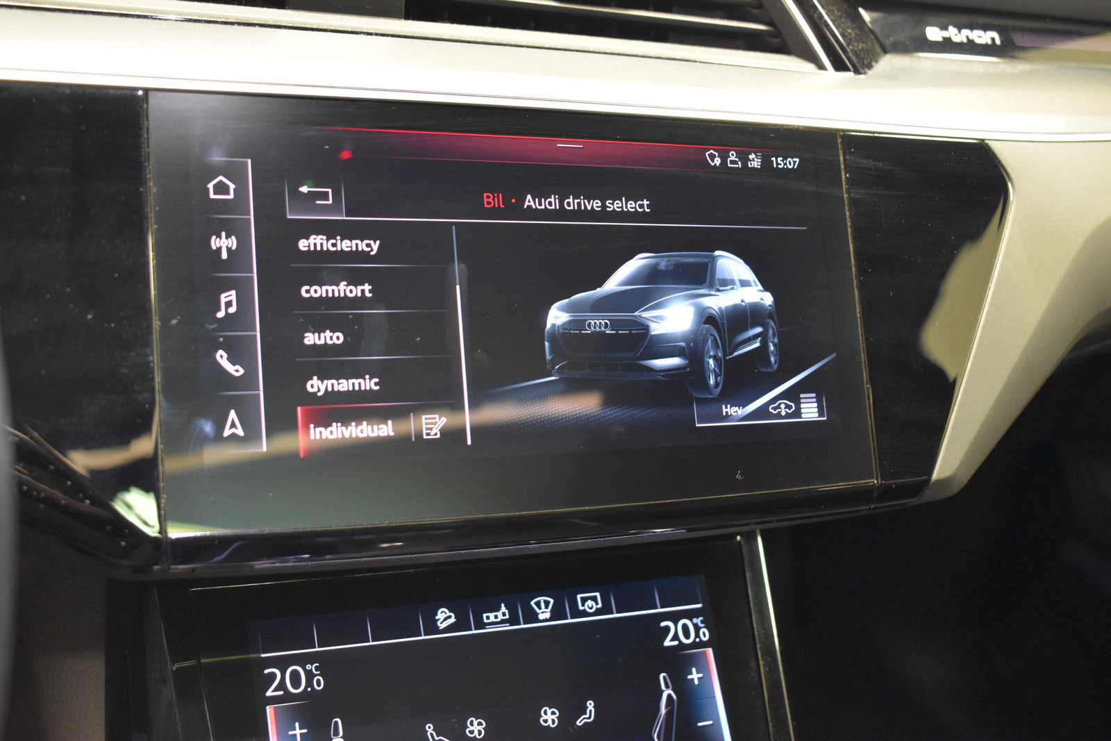 Audi e-tron