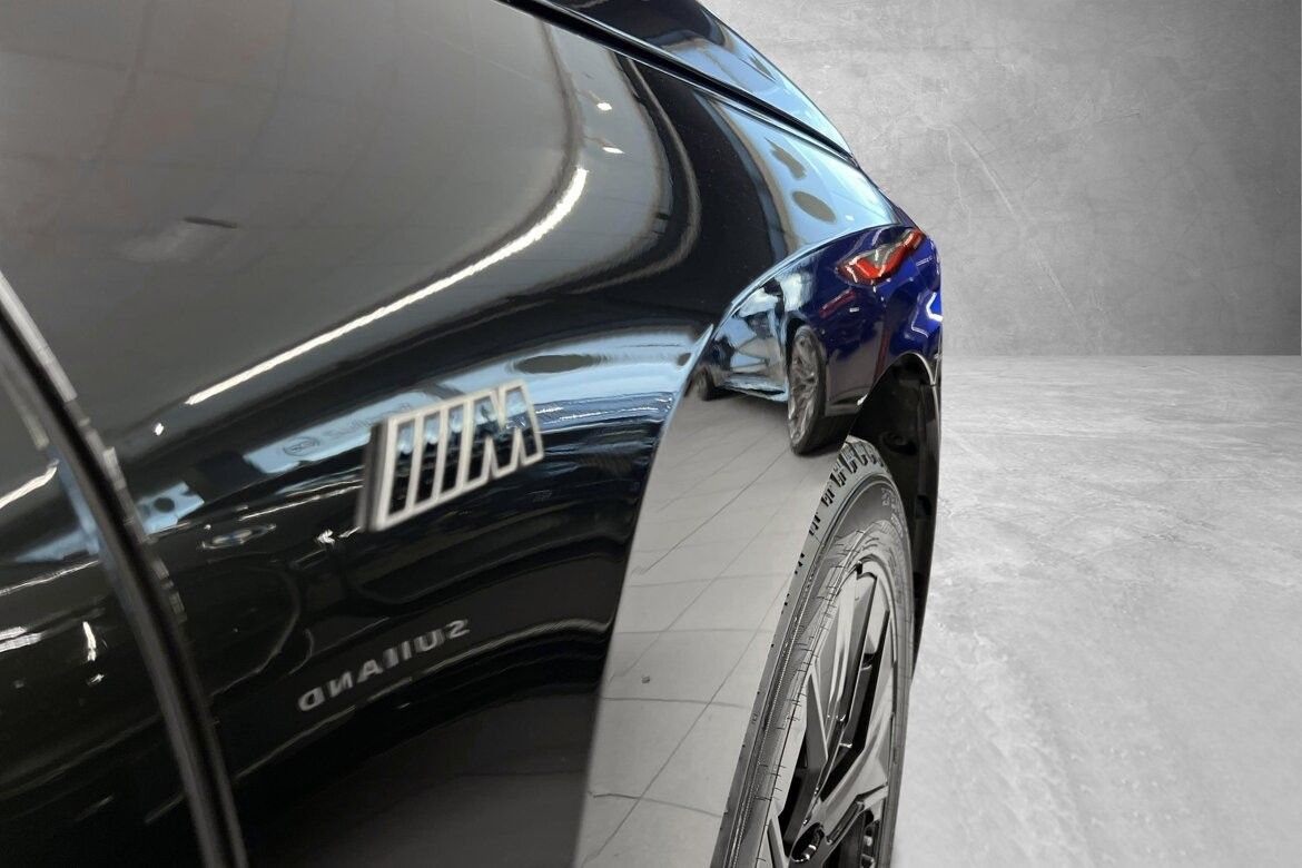 BMW iX M60