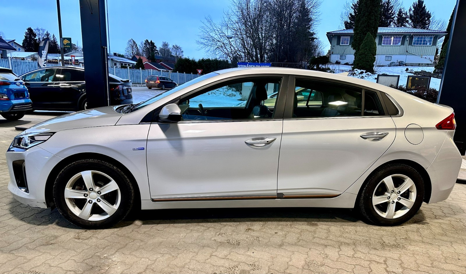 Hyundai IONIQ