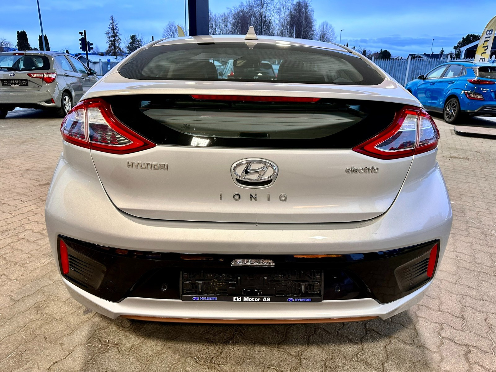 Hyundai IONIQ