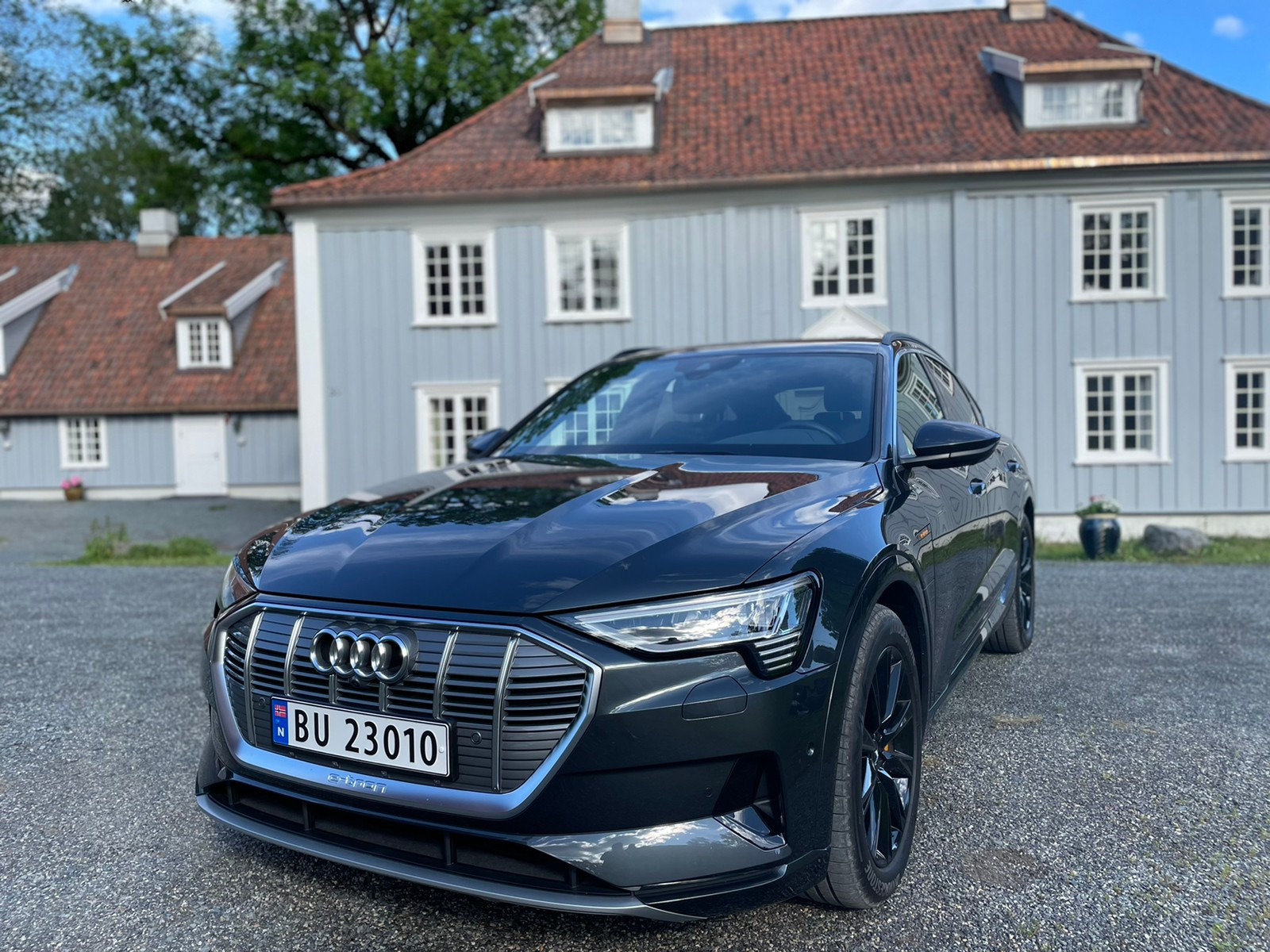 Audi e-tron