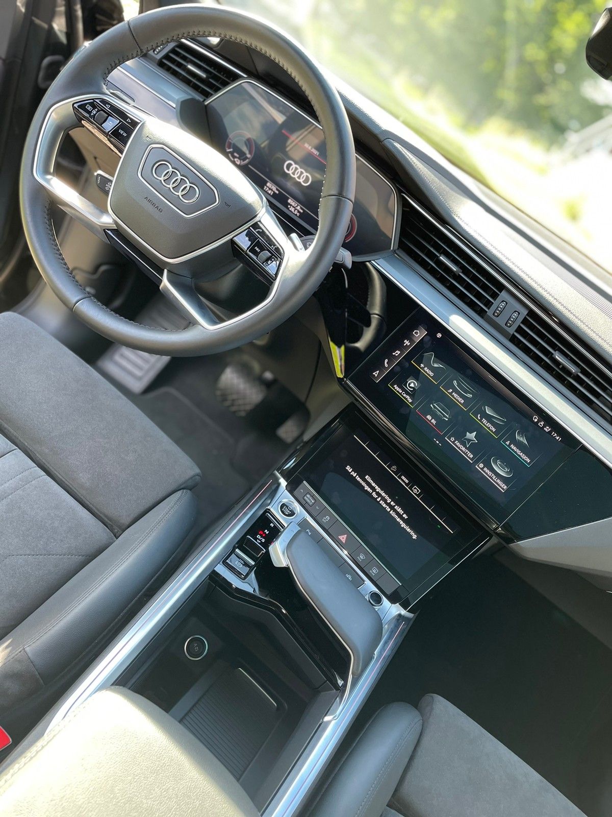 Audi e-tron