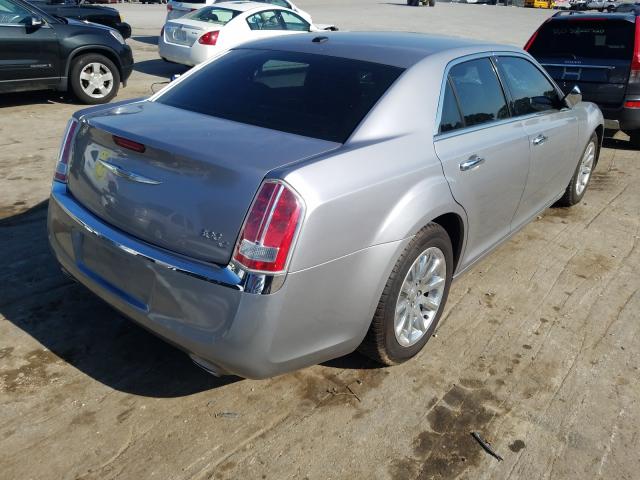 Chrysler 300C 2013