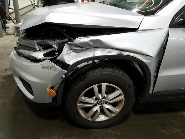 Volkswagen Tiguan S 2013
