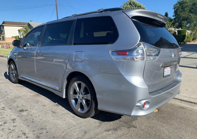 Toyota Sienna Sport 2012