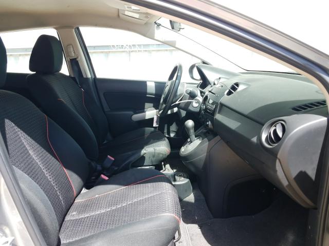 Mazda 2 2013