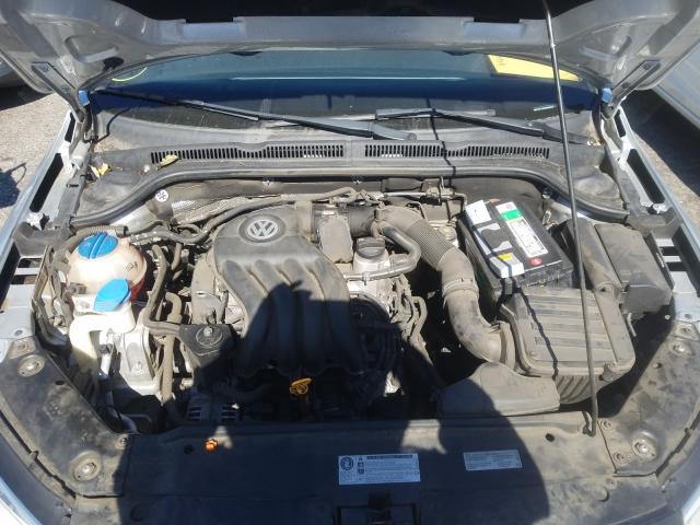 Volkswagen Jetta Base 2012