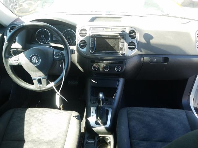 Volkswagen Tiguan S 2015