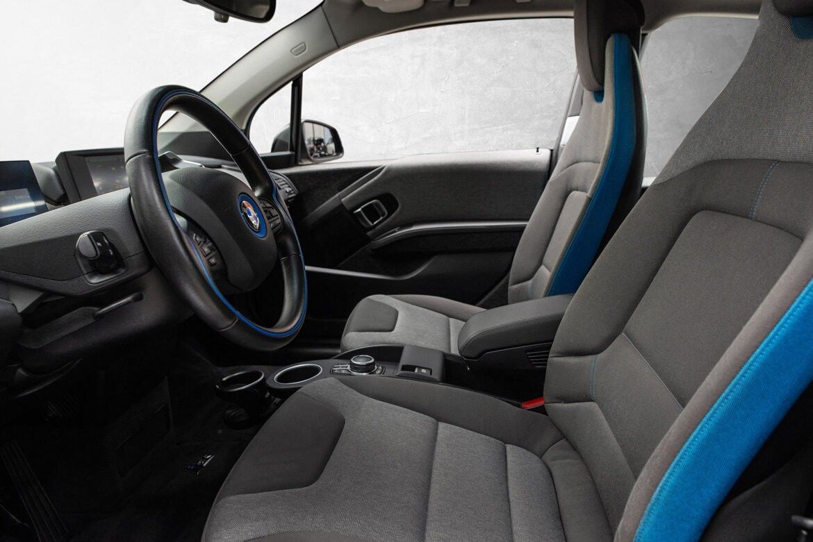 BMW i3