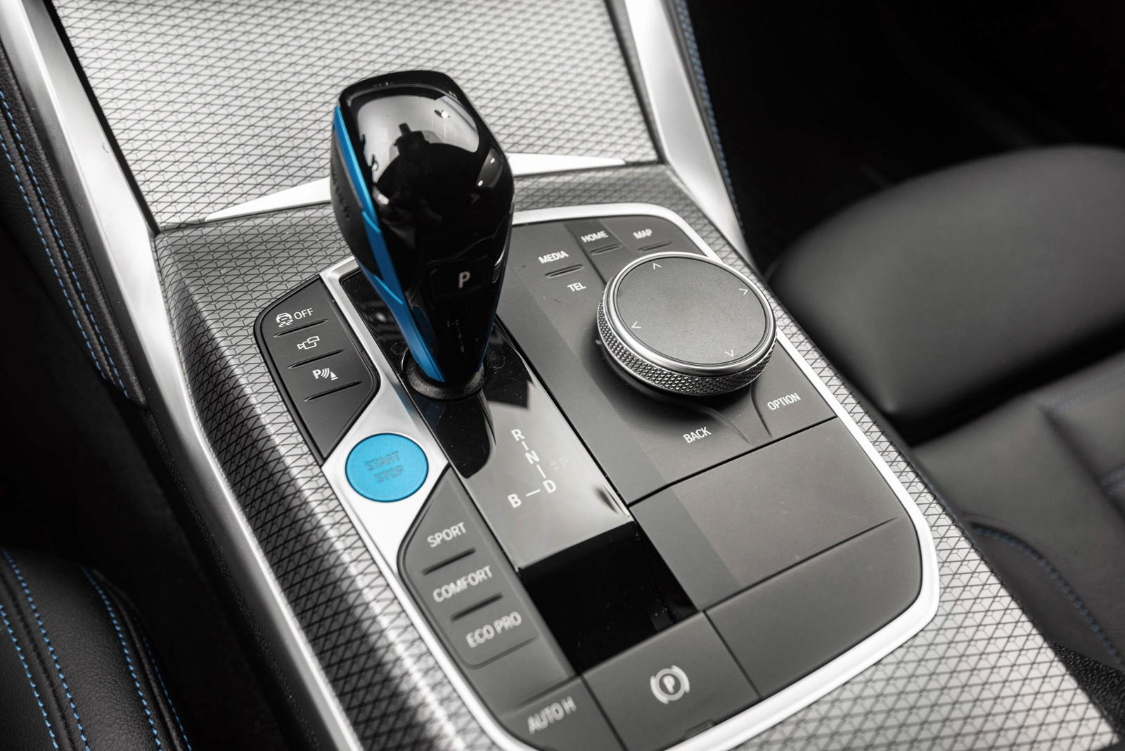 BMW i4 M50