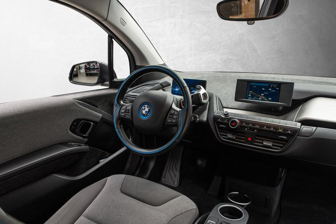 BMW i3
