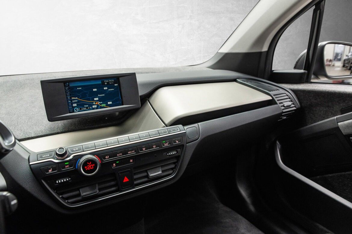 BMW i3