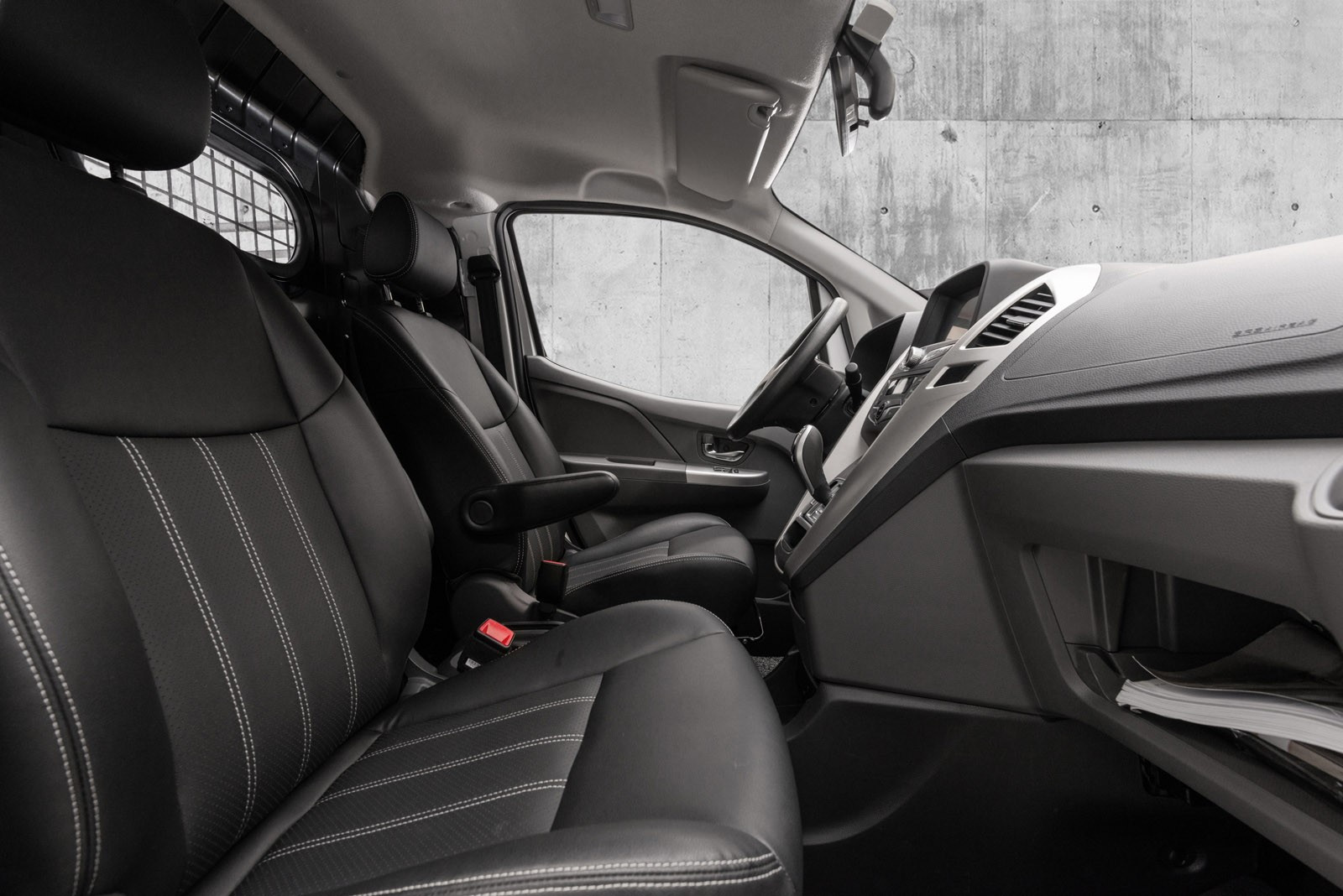 BYD T3