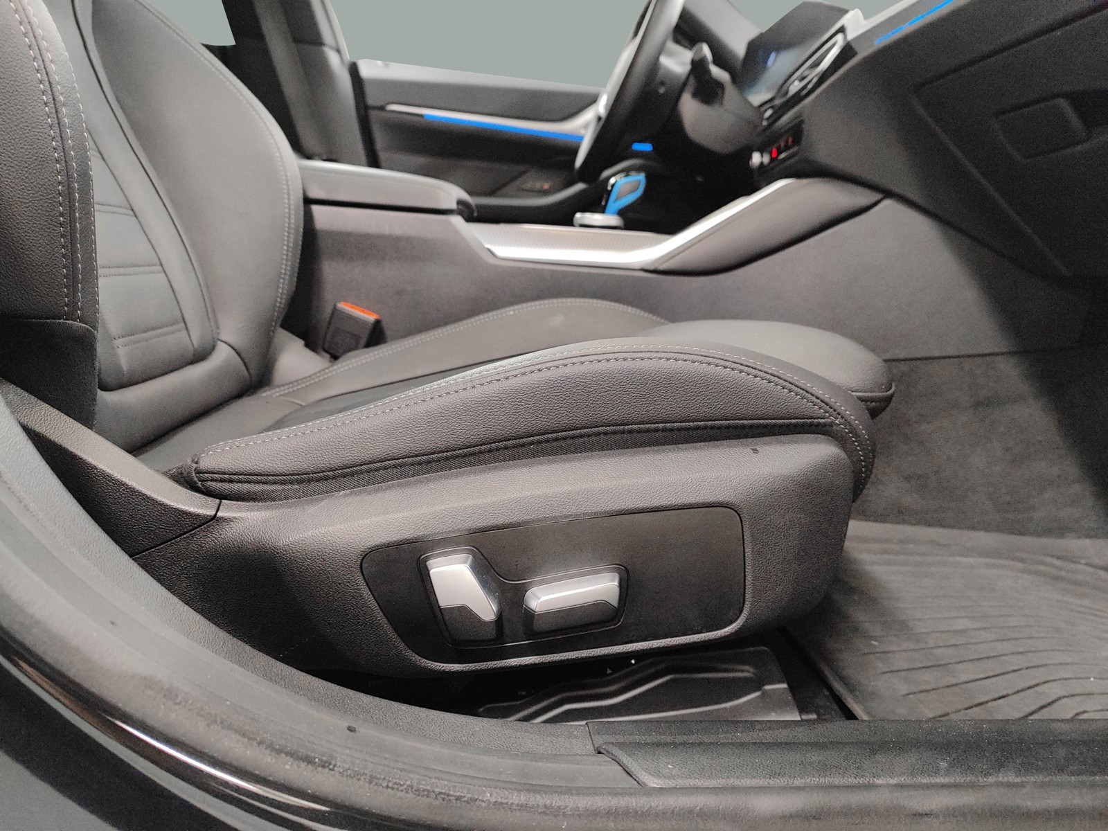 BMW i4 M50