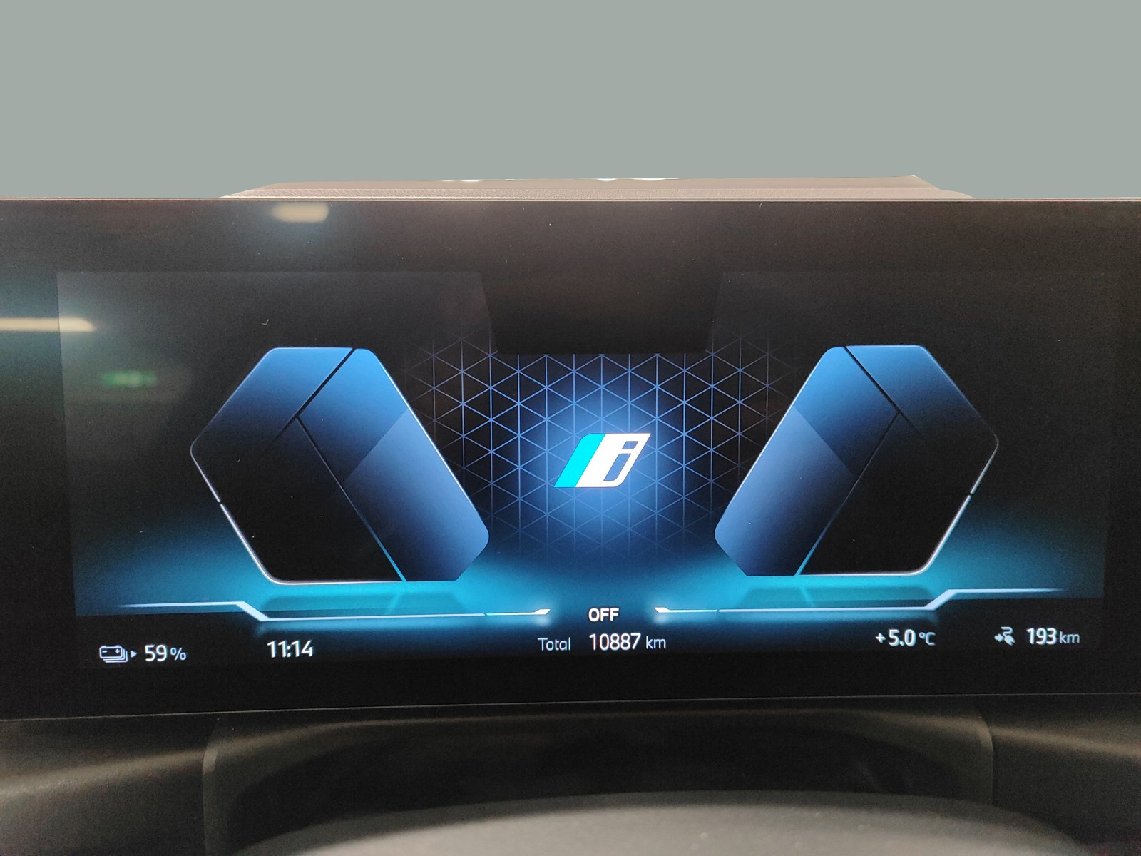 BMW i4 M50