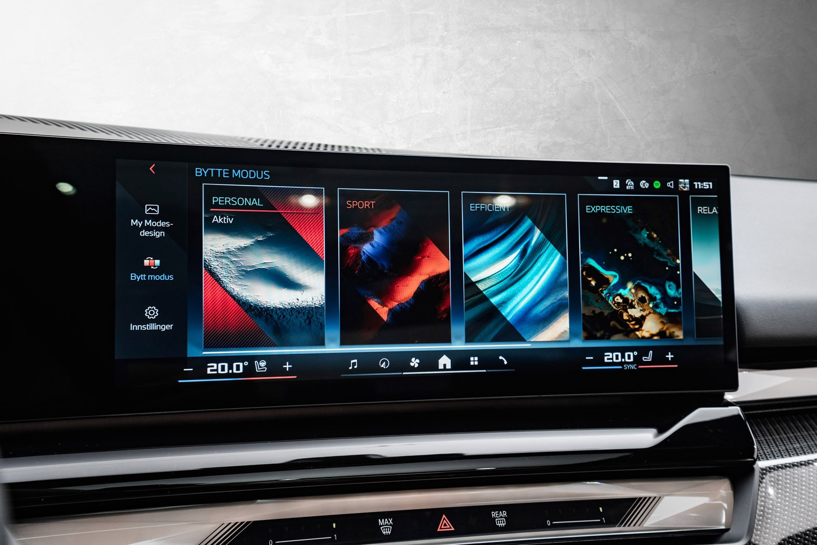 BMW i5 M60