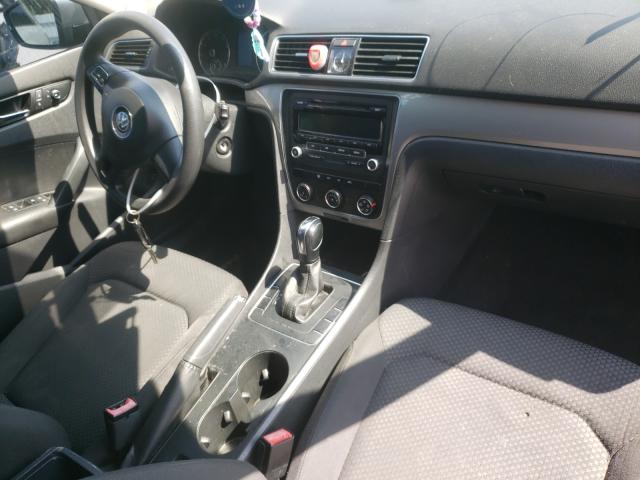 Volkswagen Passat S 2013