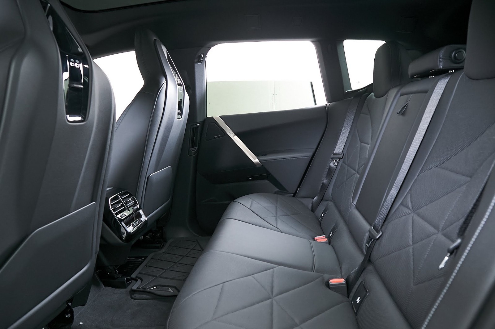 BMW iX xDrive 50