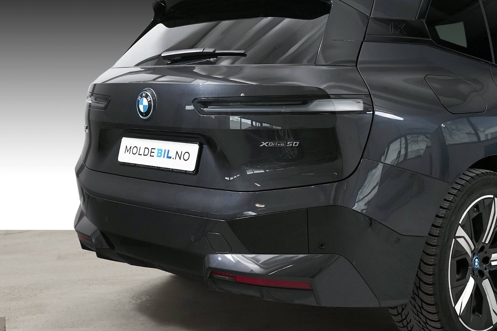 BMW iX xDrive 50