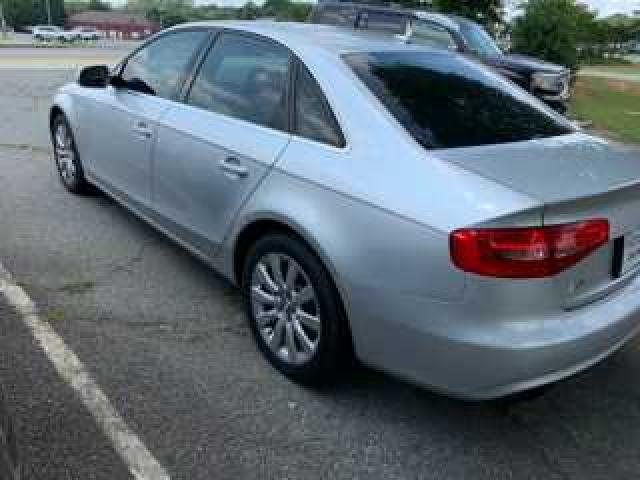 Audi A4 Premium 2013