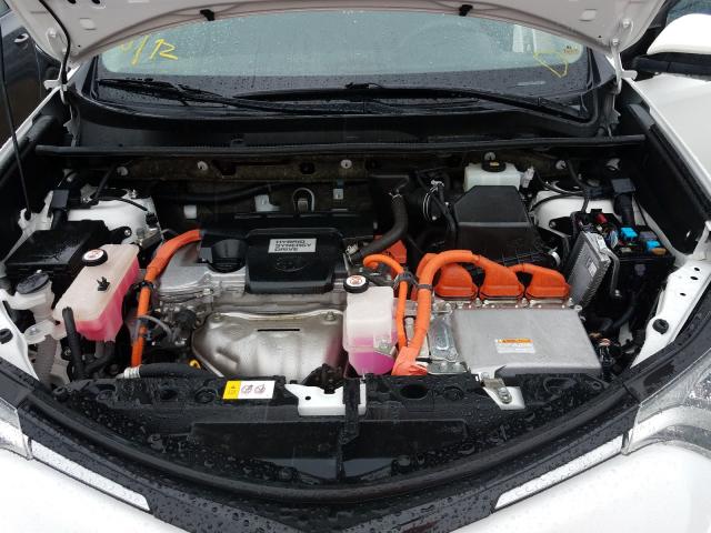 Toyota Rav4 HV LE 2018