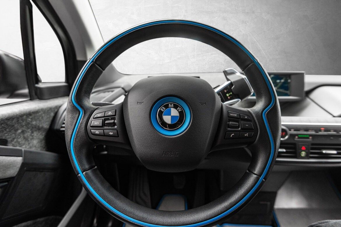 BMW i3