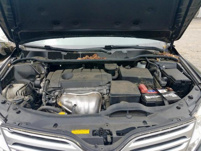 Toyota Venza LE 2013