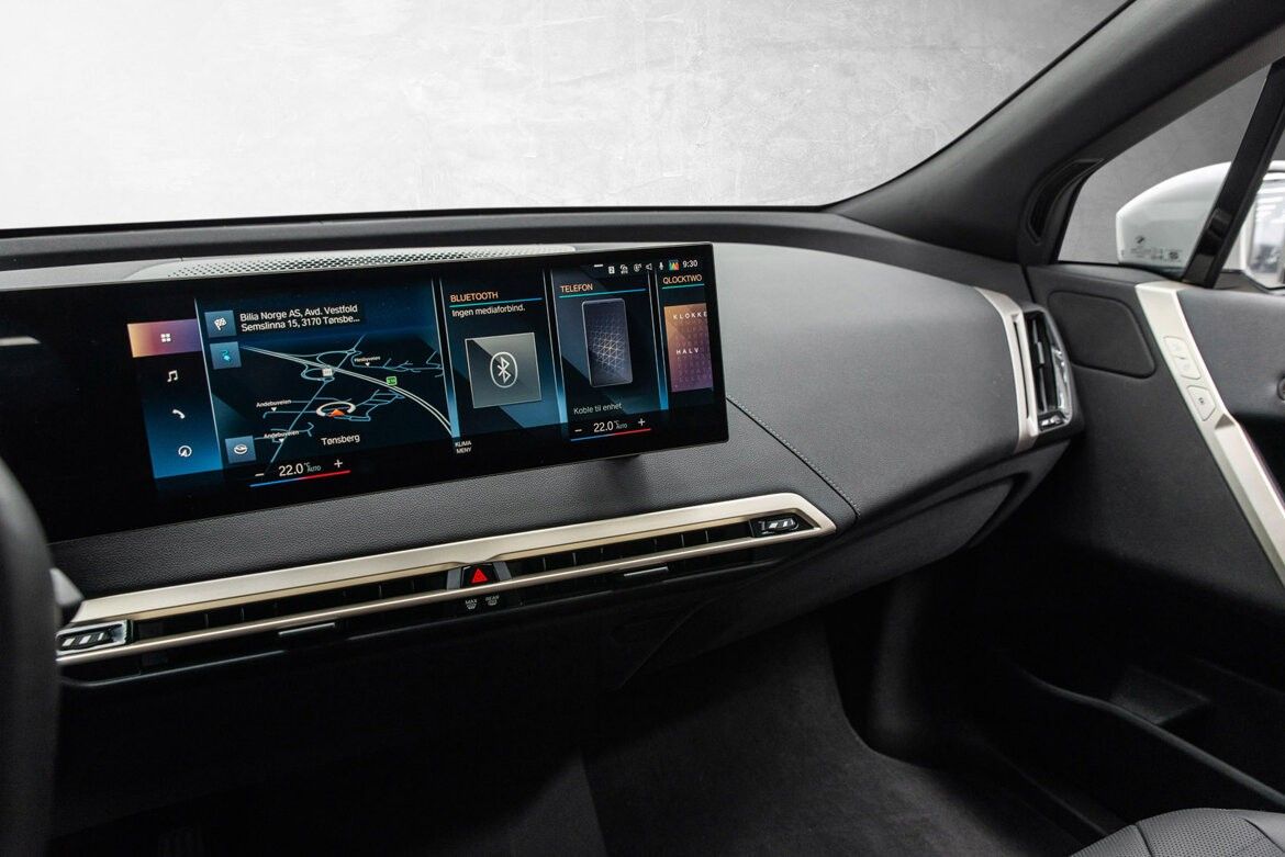 BMW iX xDrive 50